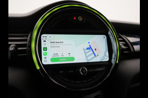 MINI Mini Electric Yours 33 kWh 184pk | Panodak | Head Up | Harman / Kardon | Camera | Lederen Sportstoelen Verwarmd | Keyless | Apple Carplay | Cruise Control | LED Koplampen | Virtual | Navigatie | DAB |