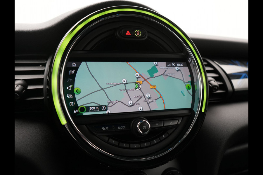 MINI Mini Electric Yours 33 kWh 184pk | Panodak | Head Up | Harman / Kardon | Camera | Lederen Sportstoelen Verwarmd | Keyless | Apple Carplay | Cruise Control | LED Koplampen | Virtual | Navigatie | DAB |