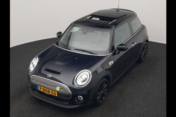 MINI Mini Electric Yours 33 kWh 184pk | Panodak | Head Up | Harman / Kardon | Camera | Lederen Sportstoelen Verwarmd | Keyless | Apple Carplay | Cruise Control | LED Koplampen | Virtual | Navigatie | DAB |
