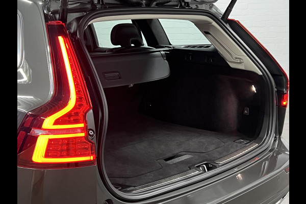 Volvo V60 2.0 T6 Recharge AWD Inscription Open dak | Stuur-/stoelverwarming | Achteruitrij camera | Harman Kardon | Cruise control | Carplay