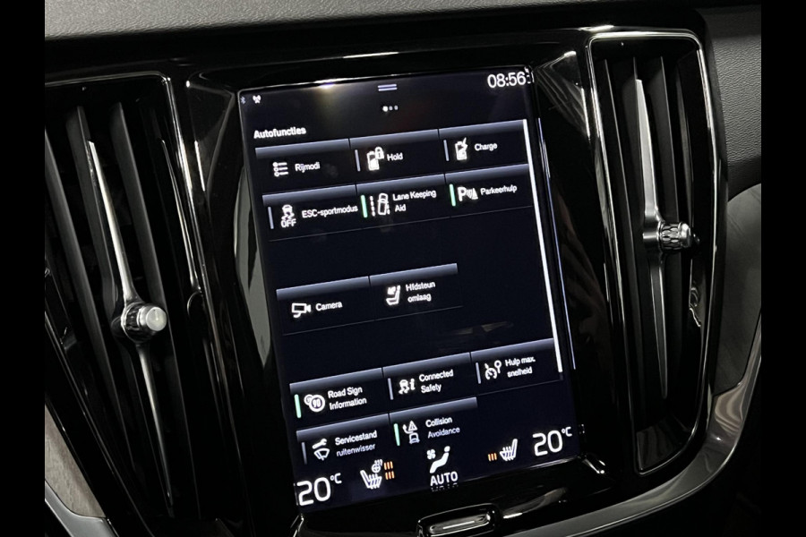 Volvo V60 2.0 T6 Recharge AWD Inscription Open dak | Stuur-/stoelverwarming | Achteruitrij camera | Harman Kardon | Cruise control | Carplay