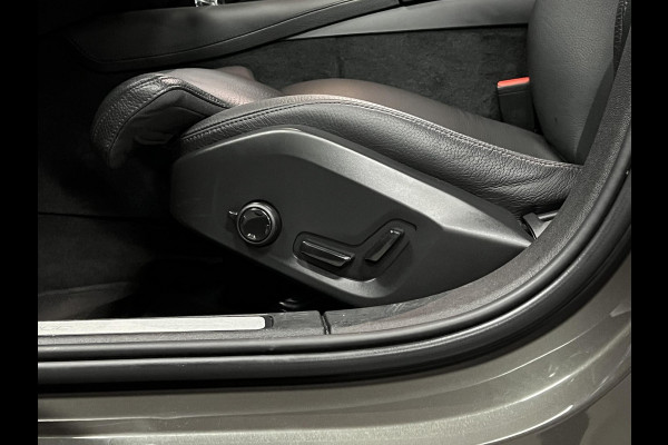 Volvo V60 2.0 T6 Recharge AWD Inscription Open dak | Stuur-/stoelverwarming | Achteruitrij camera | Harman Kardon | Cruise control | Carplay