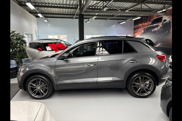 Volkswagen T-Roc 1.5 TSI Sport Business / Carplay / Stoel+stuur verwarming
