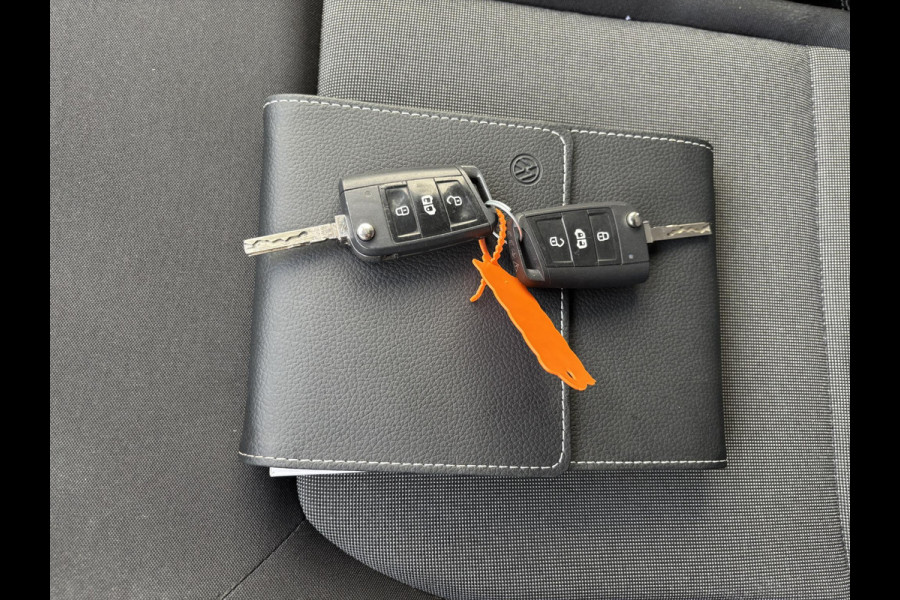 Volkswagen Crafter 2.0 TDI L4H3*A/C*CRUISE*CAM*CARPLAY*3PERS*IMPERIAA