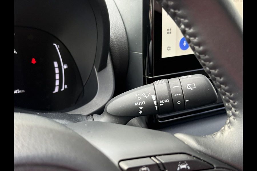 Toyota Yaris 1.5 Hybrid 115 First Edition | Eerste eigenaar, Facelift, Nieuwe multimedia, Lichtmetalen velgen, LED, Keyless