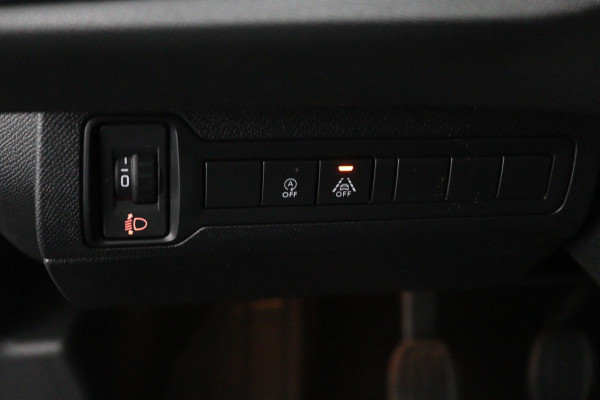 Peugeot 308 SW 1.2 *130PK*ECC*CRUISE*CAM*HAAK*CARPLAY*PANO*