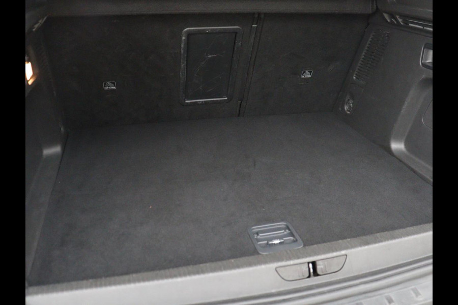 Opel Grandland X 1.6 Turbo Hybrid Elegance | Stoelventilatie | Leder | Trekhaak | 360 Camera | Carplay | Stoelverwarming | Navigatie | Full LED | Cruise control | Bluetooth | Climate control | PHEV | Plug In