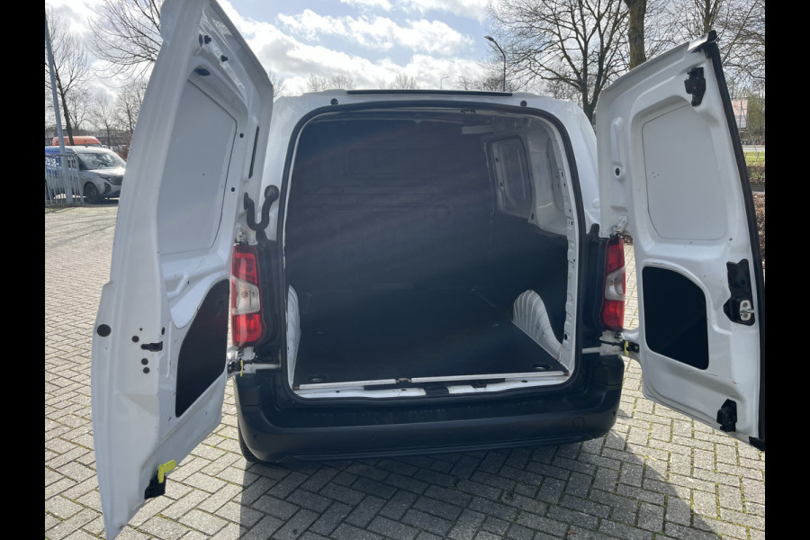 Citroën Berlingo 1.2 PureTech Club 110pk 6-bak BENZINE!