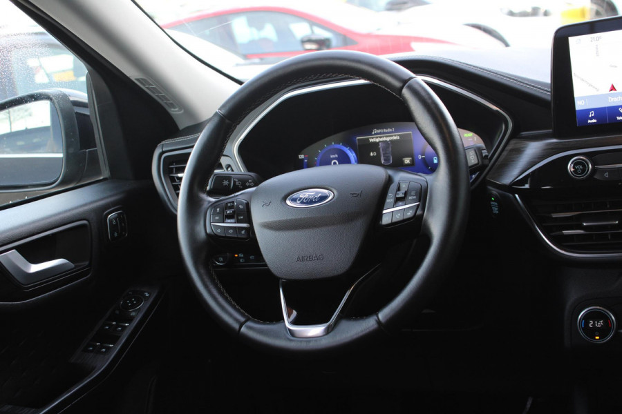 Ford Kuga 2.5 PHEV Vignale | Winterpack | Adaptive Cruise Control | Trekhaak | Climate Control | Camera | Navigatie |