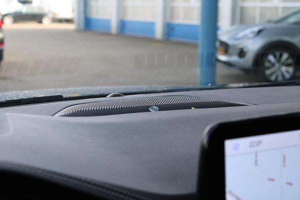 Ford Kuga 2.5 PHEV Vignale | Winterpack | Adaptive Cruise Control | Trekhaak | Climate Control | Camera | Navigatie |