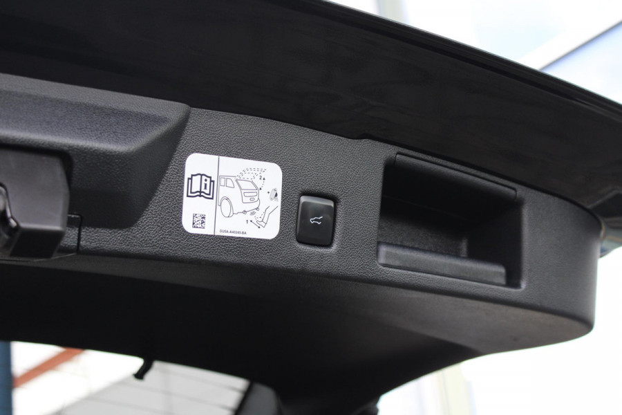 Ford Kuga 2.5 PHEV Vignale | Winterpack | Adaptive Cruise Control | Trekhaak | Climate Control | Camera | Navigatie |