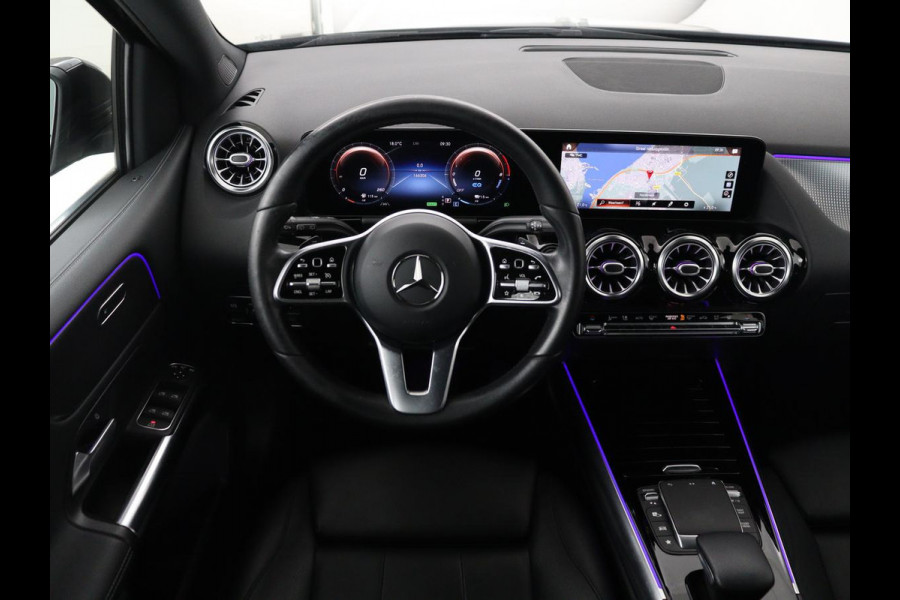 Mercedes-Benz B-Klasse 250e Urban | Leder | Stoelverwarming | Sfeerverlichting | Camera | Park Assist | Navigatie | Full LED | Widescreen | DAB | Cruise control | Bluetooth | Climate control | PHEV | Plug In