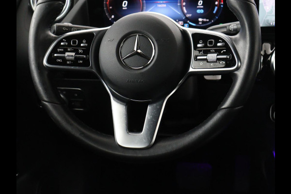 Mercedes-Benz B-Klasse 250e Urban | Leder | Stoelverwarming | Sfeerverlichting | Camera | Park Assist | Navigatie | Full LED | Widescreen | DAB | Cruise control | Bluetooth | Climate control | PHEV | Plug In