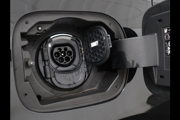 Mercedes-Benz B-Klasse 250e Urban | Leder | Stoelverwarming | Sfeerverlichting | Camera | Park Assist | Navigatie | Full LED | Widescreen | DAB | Cruise control | Bluetooth | Climate control | PHEV | Plug In