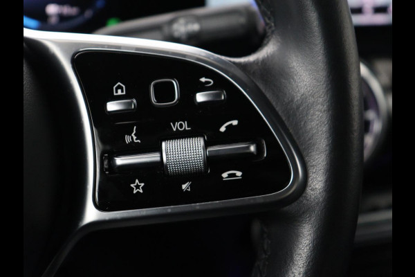 Mercedes-Benz B-Klasse 250e Urban | Leder | Stoelverwarming | Sfeerverlichting | Camera | Park Assist | Navigatie | Full LED | Widescreen | DAB | Cruise control | Bluetooth | Climate control | PHEV | Plug In