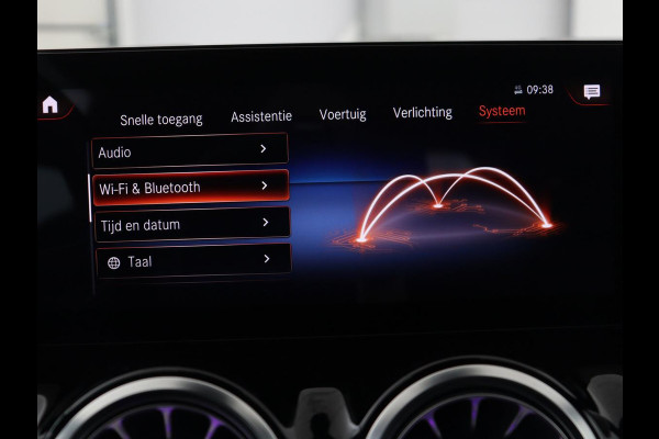 Mercedes-Benz B-Klasse 250e Urban | Leder | Stoelverwarming | Sfeerverlichting | Camera | Park Assist | Navigatie | Full LED | Widescreen | DAB | Cruise control | Bluetooth | Climate control | PHEV | Plug In