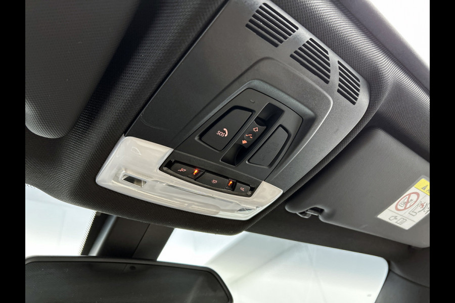 BMW 4 Serie Coupé 420i High Executive M-Sport(NL-Auto, Dealer OndrH, Dakraam, Trekhaak, Navi Pro, StoelV, Leder, Sportstoel, Etc)