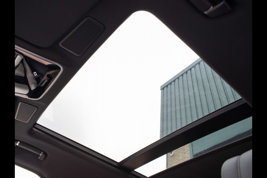 Land Rover Range Rover 2.0 P400e Vogue Sport (PANORAMADAK,APPLE CARPLAY,NAVI,MEDERIAN,MEMORY STOELEN,LEDER,STOELVERWARMING,GETINT)