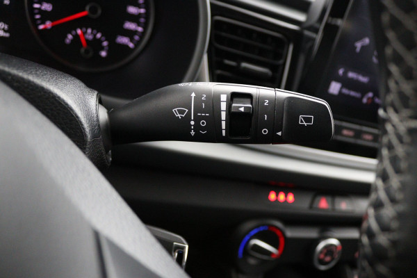 Kia Rio 1.0 T-GDi MHEV DynamicLine - Apple CarPlay/Android Auto - Cruise Control - Climate Control - Camera - Dealer onderhouden - Fabrieksgarantie tot 05-2028