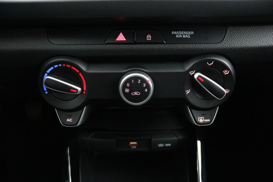 Kia Rio 1.0 T-GDi MHEV DynamicLine - Apple CarPlay/Android Auto - Cruise Control - Climate Control - Camera - Dealer onderhouden - Fabrieksgarantie tot 05-2028