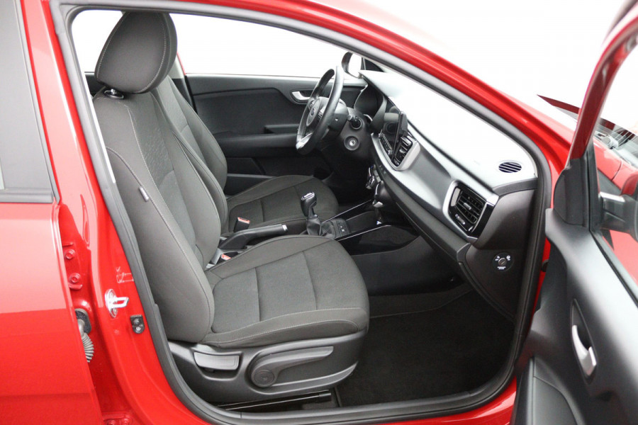 Kia Rio 1.0 T-GDi MHEV DynamicLine - Apple CarPlay/Android Auto - Cruise Control - Climate Control - Camera - Dealer onderhouden - Fabrieksgarantie tot 05-2028