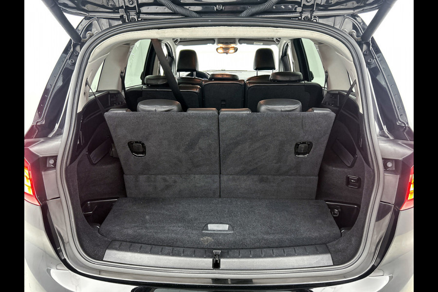 BMW 2 Serie Gran Tourer 218i 7persoons!. Corporate Lease Executive(NL-auto, Dealer OnderH, Navi, Camera, Parkeersensoren, Etc)