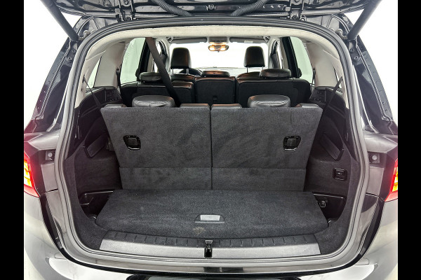 BMW 2 Serie Gran Tourer 218i 7persoons!. Corporate Lease Executive(NL-auto, Dealer OnderH, Navi, Camera, Parkeersensoren, Etc)