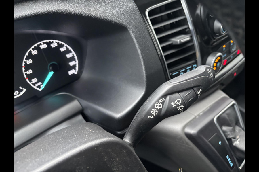 Ford Transit Custom 2.0 TDCI L2H1 DC*AUTOM.*ECC*CRUISE*NAVI*HAAK*CAM*