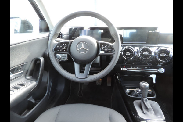 Mercedes-Benz A-Klasse 160 amg velgen lage km