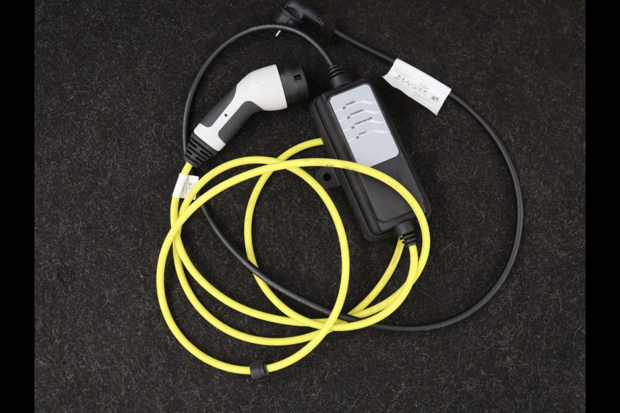 BMW X1 xDrive25e Executive | Leder | Adaptive cruise | Navigatie | 18'' | Full LED | Parkeerhulp | Climate control | Bluetooth | Cruise control | PHEV | Plug In