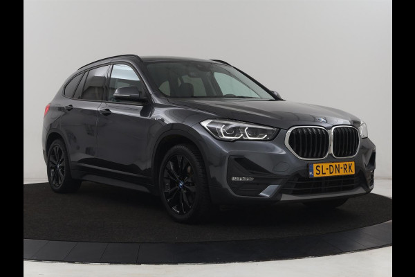 BMW X1 xDrive25e Executive | Leder | Adaptive cruise | Navigatie | 18'' | Full LED | Parkeerhulp | Climate control | Bluetooth | Cruise control | PHEV | Plug In