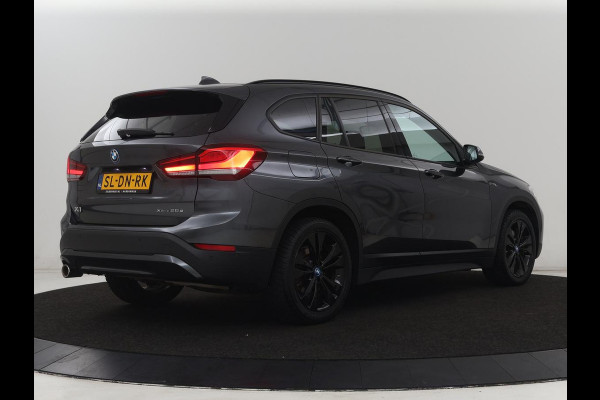 BMW X1 xDrive25e Executive | Leder | Adaptive cruise | Navigatie | 18'' | Full LED | Parkeerhulp | Climate control | Bluetooth | Cruise control | PHEV | Plug In