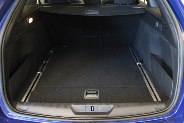 Peugeot 308 SW 1.2 PureTech Blue Lease GT |Pano|Massage|