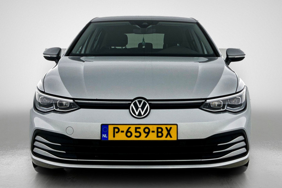 Volkswagen Golf 1.5 eTSI R-Line Business+(Goed OnderH, Stoelmassage, StoelV, Camera, Carplay, Navi, Addapt Cruise, Etc)