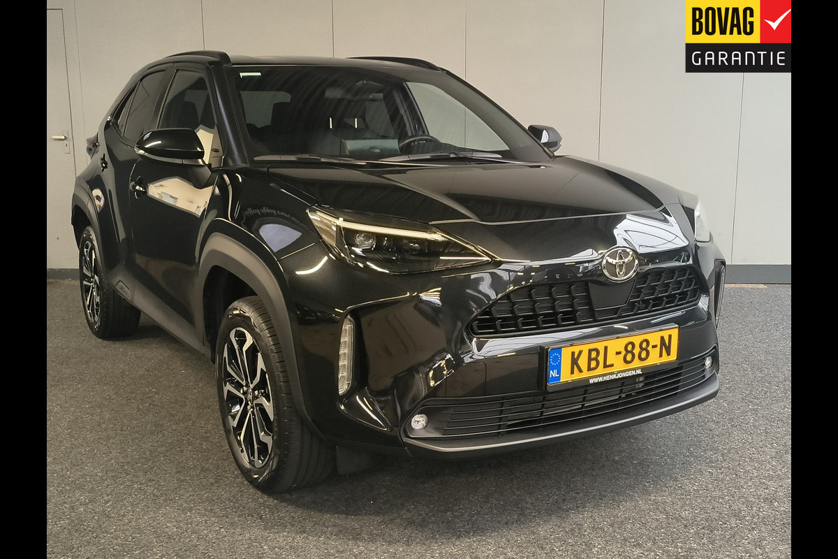 Toyota Yaris Cross 1.5 Hybrid 115 First Edition Rijklaar + fabrieksgarantie Henk Jongen Auto's in Helmond,  al 50 jaar service zoals 't hoort!