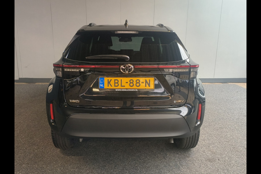 Toyota Yaris Cross 1.5 Hybrid 115 First Edition Rijklaar + fabrieksgarantie Henk Jongen Auto's in Helmond,  al 50 jaar service zoals 't hoort!