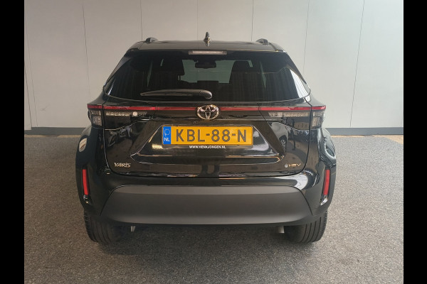 Toyota Yaris Cross 1.5 Hybrid 115 First Edition Rijklaar + fabrieksgarantie Henk Jongen Auto's in Helmond,  al 50 jaar service zoals 't hoort!