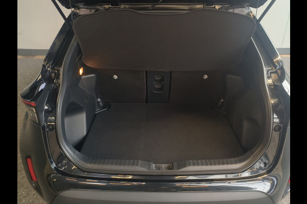 Toyota Yaris Cross 1.5 Hybrid 115 First Edition Rijklaar + fabrieksgarantie Henk Jongen Auto's in Helmond,  al 50 jaar service zoals 't hoort!