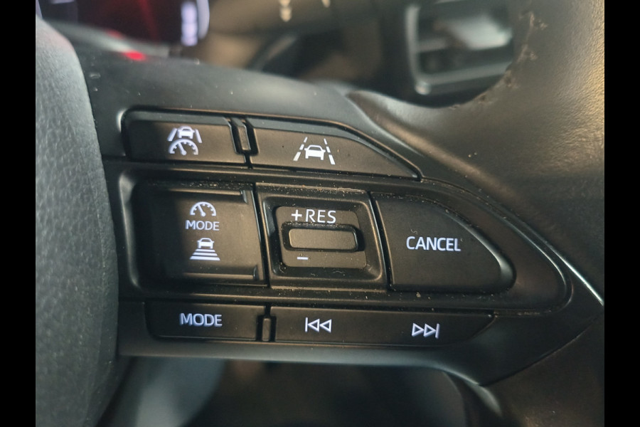 Toyota Yaris Cross 1.5 Hybrid 115 First Edition Rijklaar + fabrieksgarantie Henk Jongen Auto's in Helmond,  al 50 jaar service zoals 't hoort!