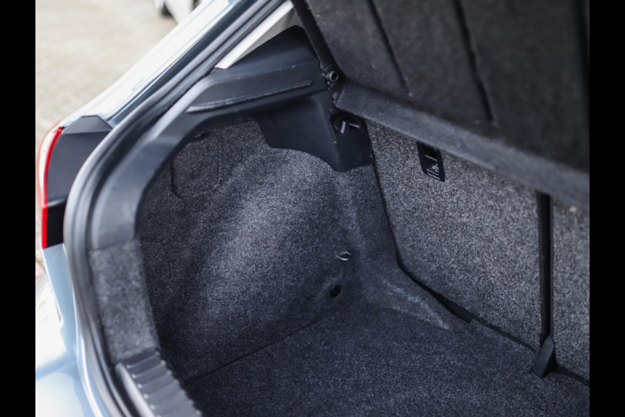 Seat Ibiza 1.0 MPI Reference | Carplay | Cruise Control | Bluetooth | Airco