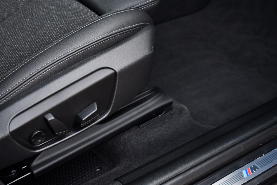 BMW X1 xDrive25e M-Sport Pano El-zetels Camera Carplay El-klep Shadowline