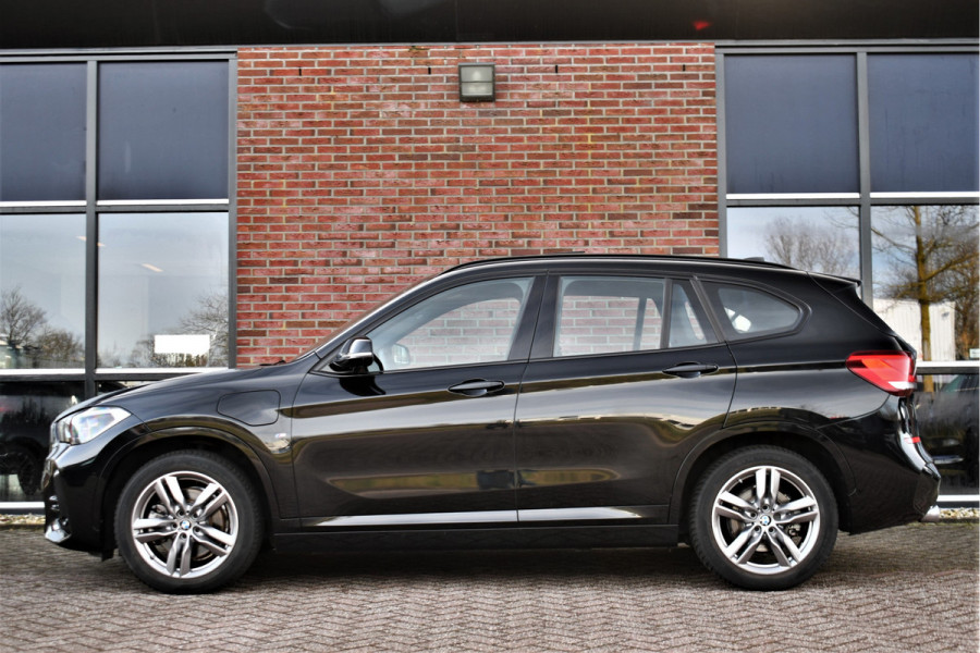 BMW X1 xDrive25e M-Sport Pano El-zetels Camera Carplay El-klep Shadowline