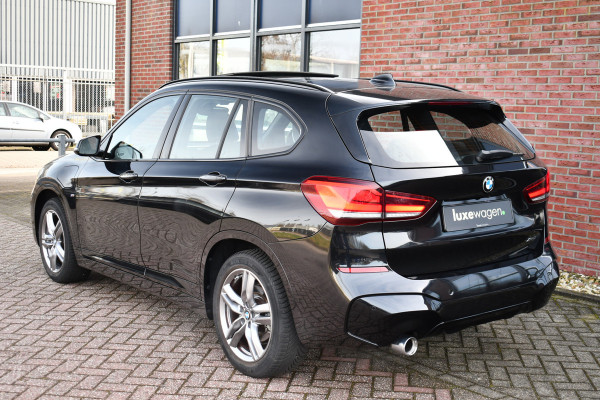 BMW X1 xDrive25e M-Sport Pano El-zetels Camera Carplay El-klep Shadowline