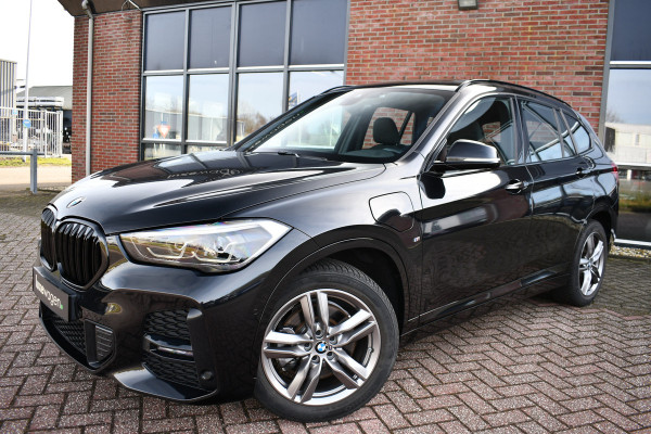 BMW X1 xDrive25e M-Sport Pano El-zetels Camera Carplay El-klep Shadowline