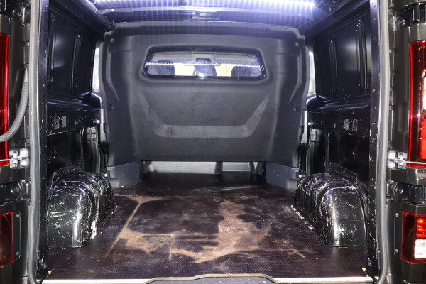 Renault Trafic 2.0 dCi 170pk L2 H1 DC Luxe Automaat