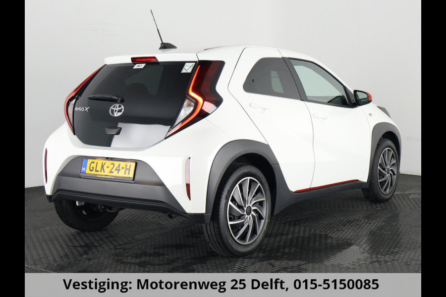 Toyota Aygo X 1.0 VVT-i Play 1e EIG SPECIAL EDITION GARANTIE 10-2034. CARPLAY NAVIGATIE. ADAPTIEVE CRUISE.