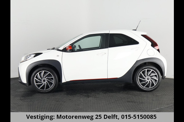 Toyota Aygo X 1.0 VVT-i Play 1e EIG SPECIAL EDITION GARANTIE 10-2034. CARPLAY NAVIGATIE. ADAPTIEVE CRUISE.