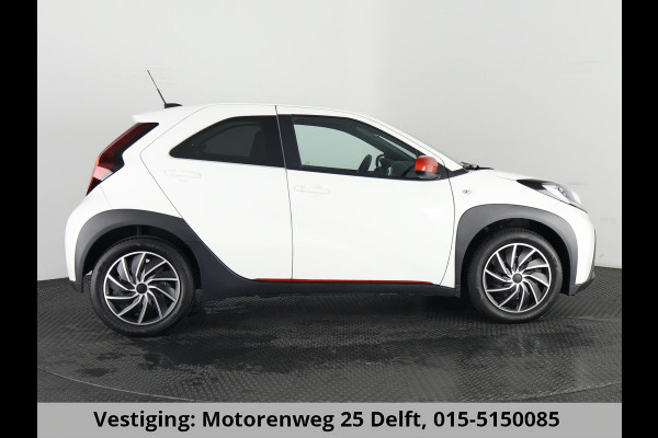 Toyota Aygo X 1.0 VVT-i Play 1e EIG SPECIAL EDITION GARANTIE 10-2034. CARPLAY NAVIGATIE. ADAPTIEVE CRUISE.