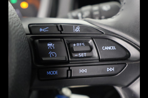 Toyota Aygo X 1.0 VVT-i Play 1e EIG SPECIAL EDITION GARANTIE 10-2034. CARPLAY NAVIGATIE. ADAPTIEVE CRUISE.