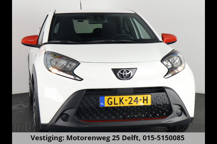Toyota Aygo X 1.0 VVT-i Play 1e EIG SPECIAL EDITION GARANTIE 10-2034. CARPLAY NAVIGATIE. ADAPTIEVE CRUISE.